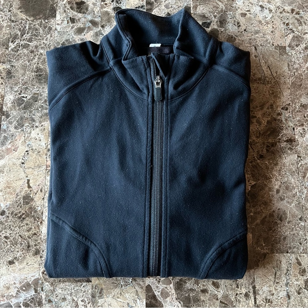 Lululemon Men’s Jacket GUC